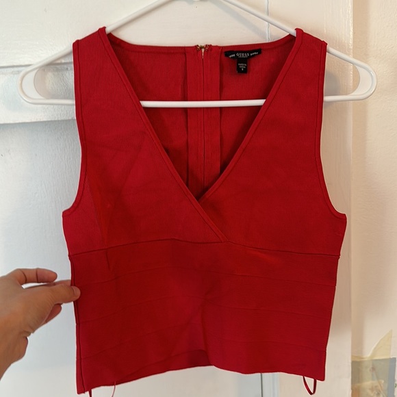 Red bandage style surplice crop top - GUESS - Picture 3 of 5